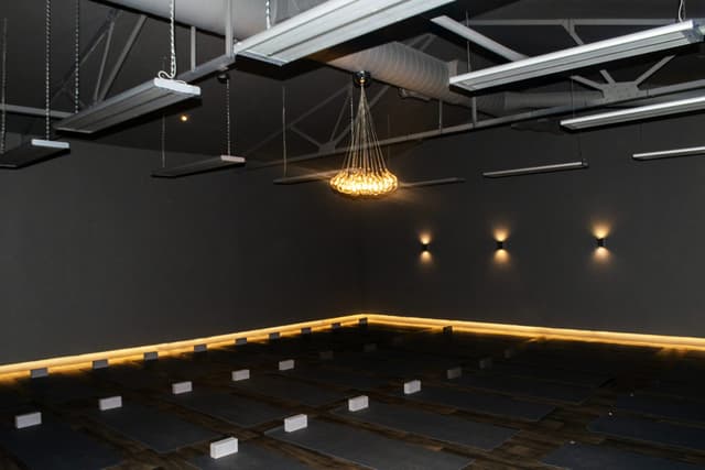 at1.SPACE HIRE