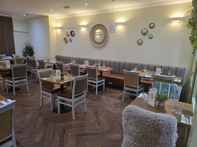 Croftwood Bar & Grill