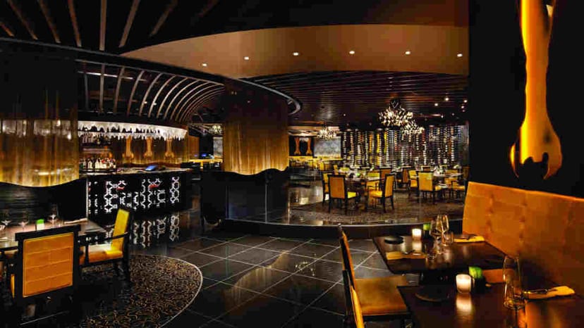 Jean-Georges Steakhouse: Modern corporate event venue, stylish lighting