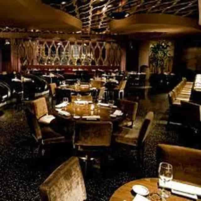 Koi Restaurant private dining, intimate event, celebratory occasion
