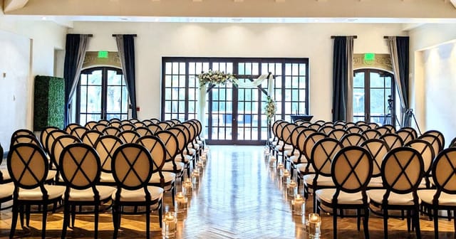 Stirling Club wedding, elegant arch, outdoor ceremony