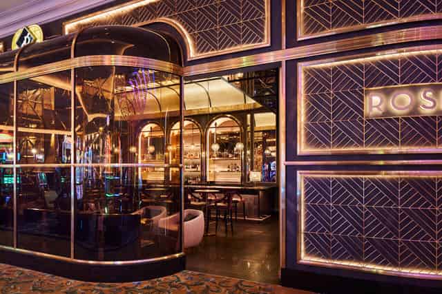 Cocktail Lounge