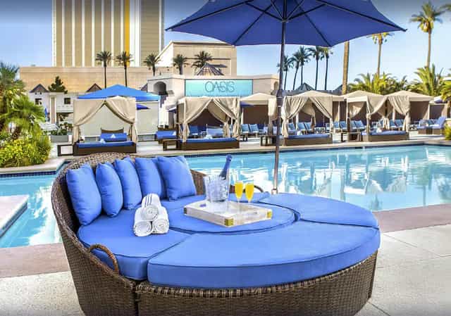 Luxor poolside event, cabanas, summer launch, networking