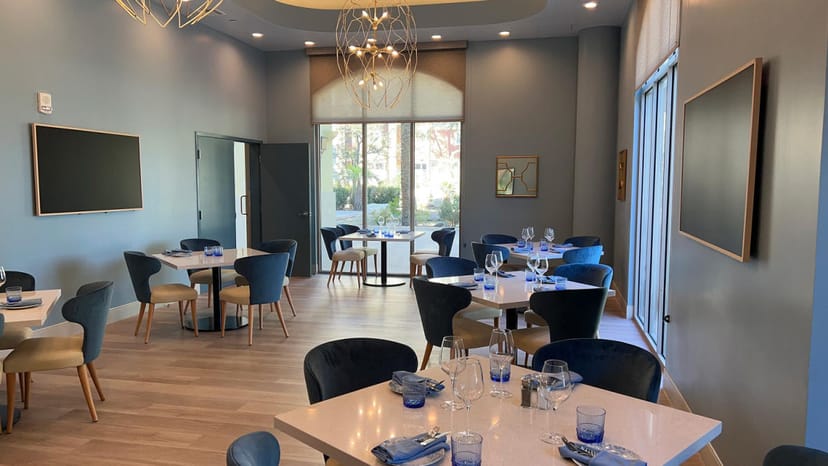 Spiedini Private Dining Room: Elegant intimate event, dinner.