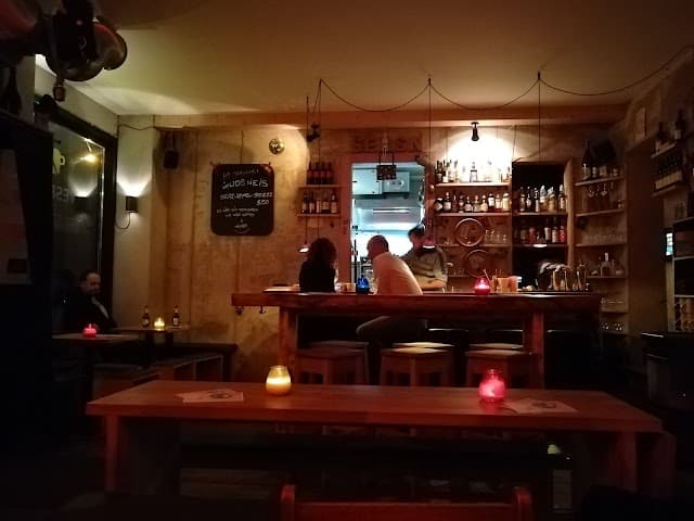 Bar