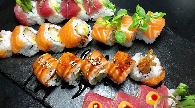 Panasia sushi platter: event catering, sophisticated.