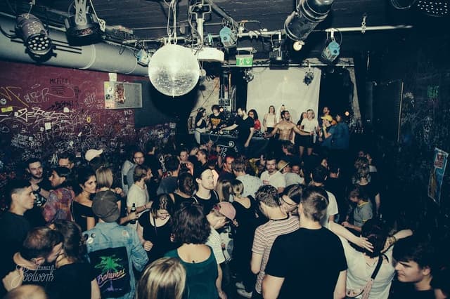 Milla Club