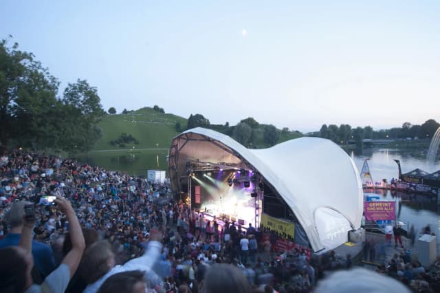 Theatron