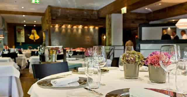Käfer-Schänke event dining, floral decor, corporate dinner