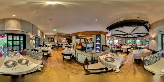 Lounge Bar