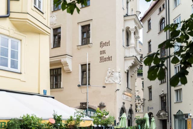 Markt Salon