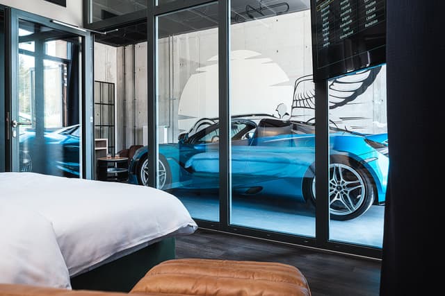 Car & Bike Studios