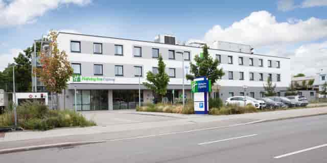 Holiday Inn Express Munich ...