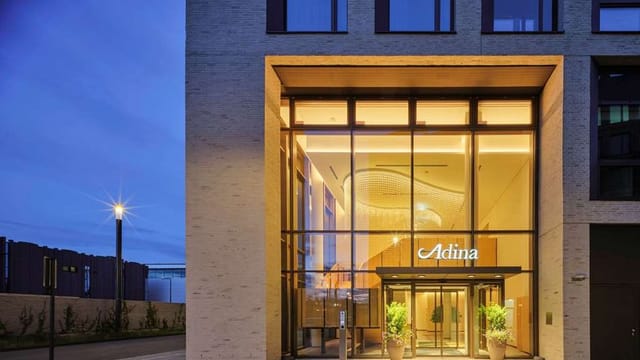 Adina Cologne modern meeting room event launch