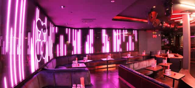 Pacha München neon lounge VIP event