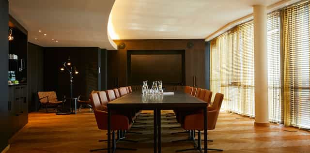 Modern Munich meeting room, executive boardroom, business conference