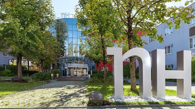 NH München Messe Function Room 4: Corporate Meeting, Conference Venue