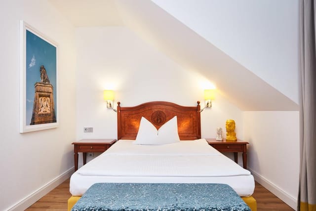 Maximilian hotel suite, boutique, VIP retreat