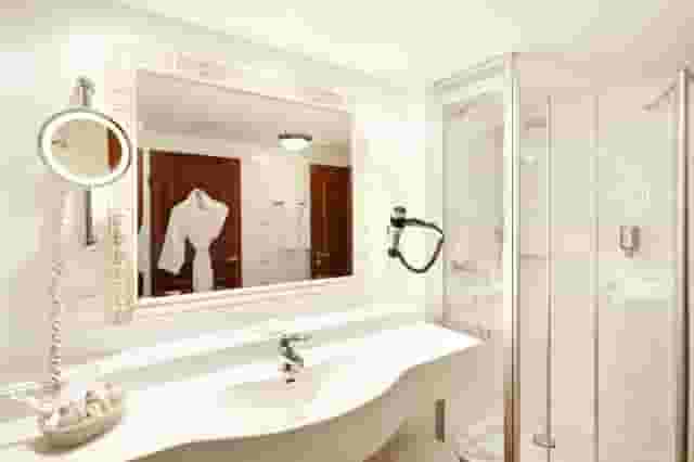 Chemin Room