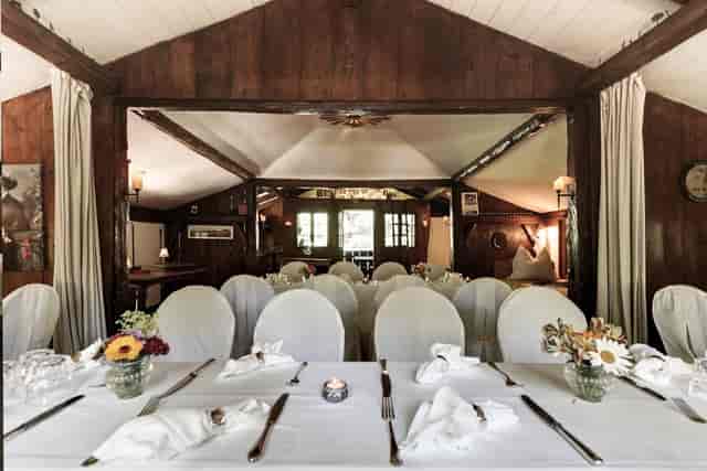 Lola Montez rustic event, floral, corporate, bridal