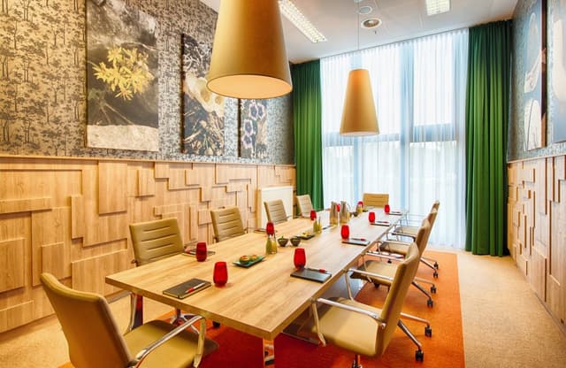 Boardroom 2
