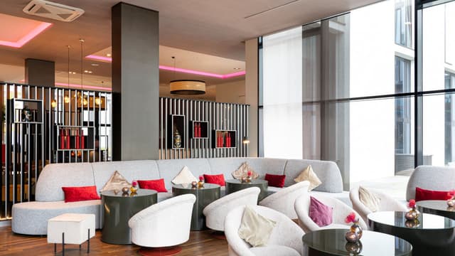 Boardroom 2