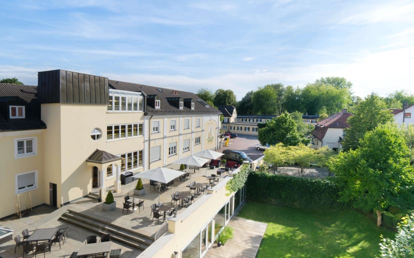 Hotel am Schlosspark event venue: outdoor space, conference, banquet