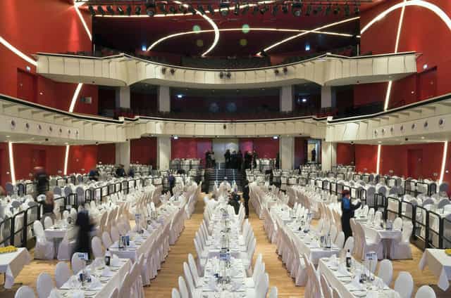 Deutsches Theater München gala, elegant banquet tables, formal event