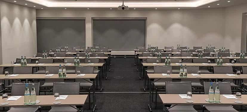 Munich theatre setup, corporate event, Fichte learning