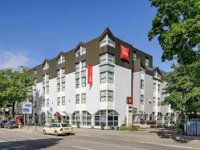 ibis Munich hotel meeting room conference event