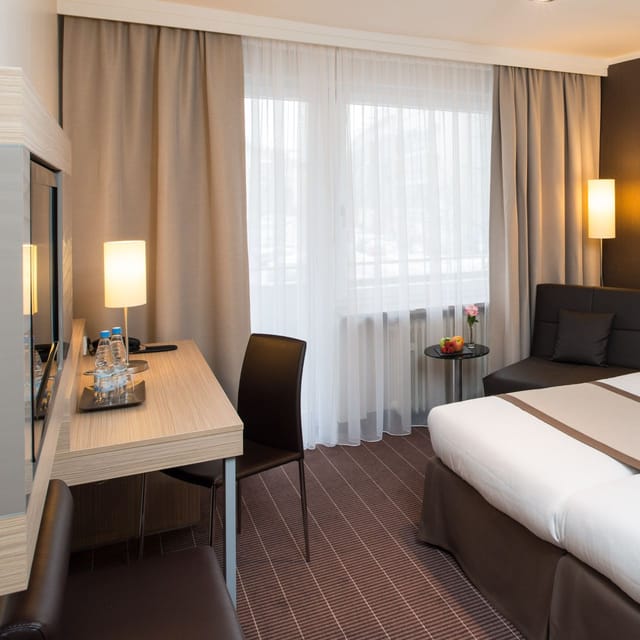 Hotel New Orly executive suite retreat VIP event