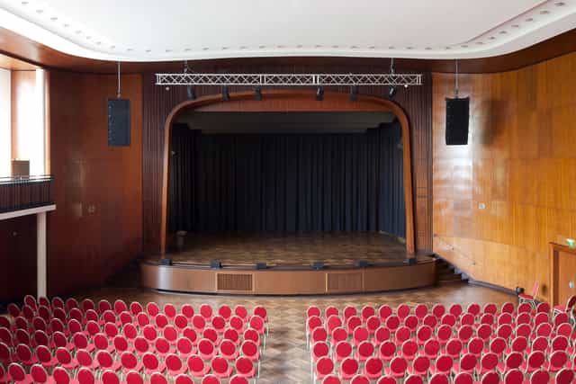 Alte Kongresshalle auditorium: stage, seating, presentations, events