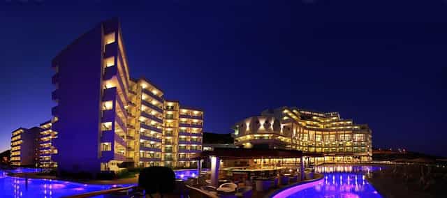 Elysium Resort: large conference venue, outdoor events, spa