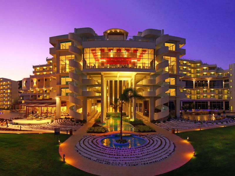 Emerald Restaurant event venue, modern resort architecture