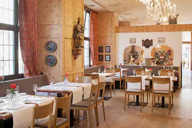 Rustic Eden Hotel Wolff event space, intimate corporate party
