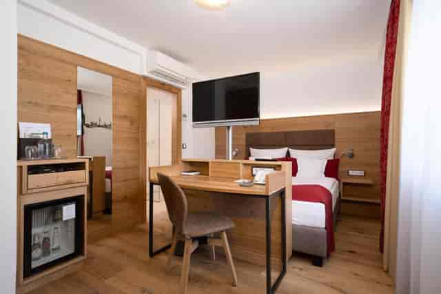 Tagungsraum Spitzingsee: VIP hotel room, executive retreat, conference meeting