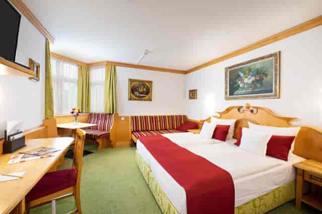 Park Hotel Laim VIP suite meeting room, natural light, executive event
