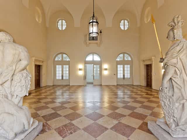 Nymphenburg Orangeriesaal checkered floor reception event