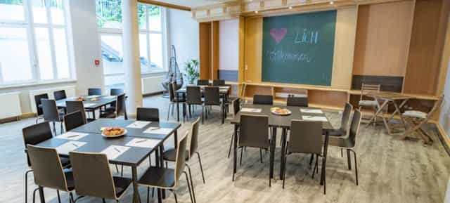 AWA Hotel Eisbach Event Room: Workshop, Casual Meeting, Chalkboard, Natural Light