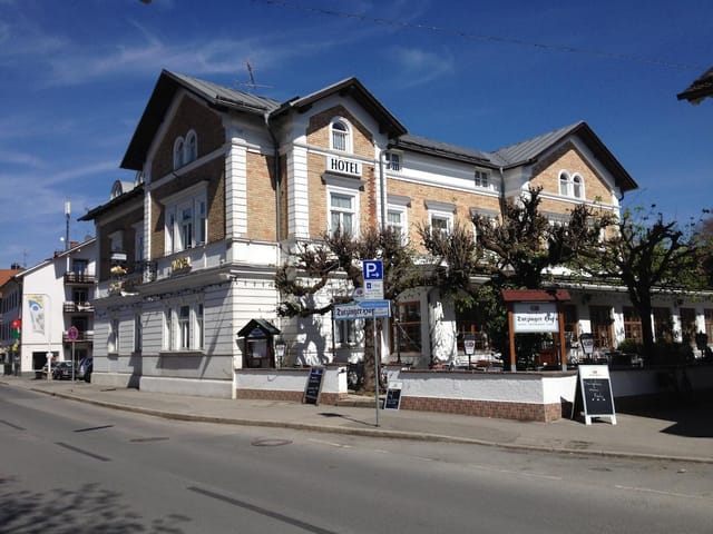 Tutzinger Hof cafe, historic hotel, event venue