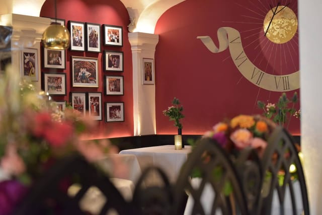 Himmlische Wirtschaft venue with ambient lighting for VIP dinners and boutique events.