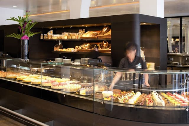 Breakfast restaurant