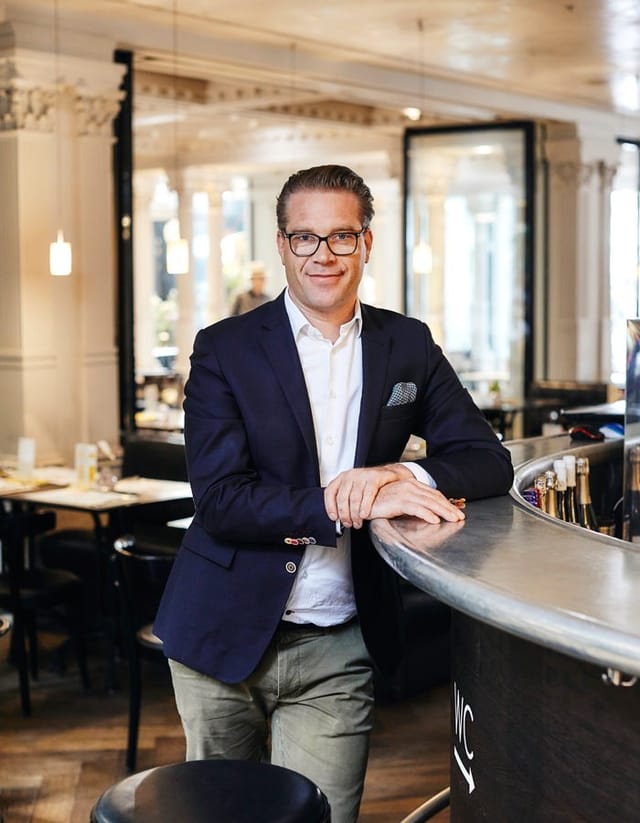 Upscale Cafe Luitpold venue with natural light for corporate networking and boutique receptions.