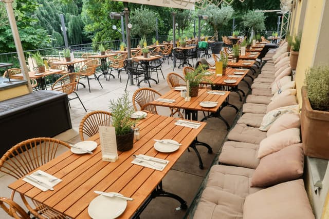 Gartenrestaurant (UG)