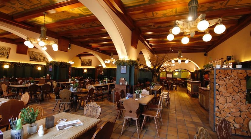 Maximiliansstüberl rustic beer hall venue for team-building events and banquet celebrations.
