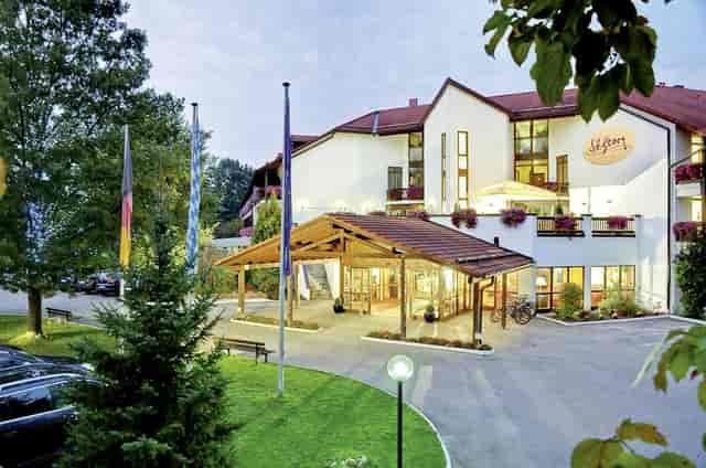Hotel St. Georg - >Hotel St. Georg GmbH</a>