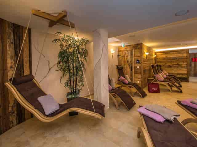 Ludwig Thoma Hotel St. Georg premium wellness lounge for corporate incentive travel and conferences.
