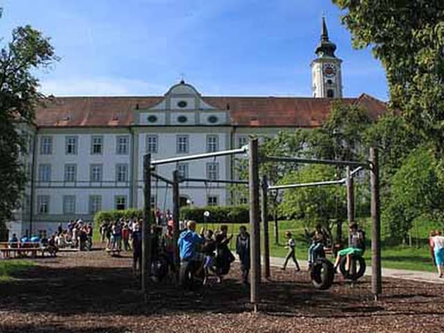 Internat