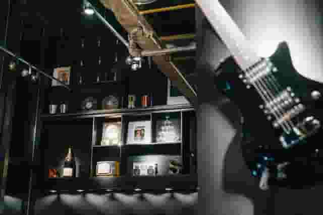 Cafe/Bar