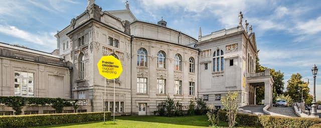 Großes Haus